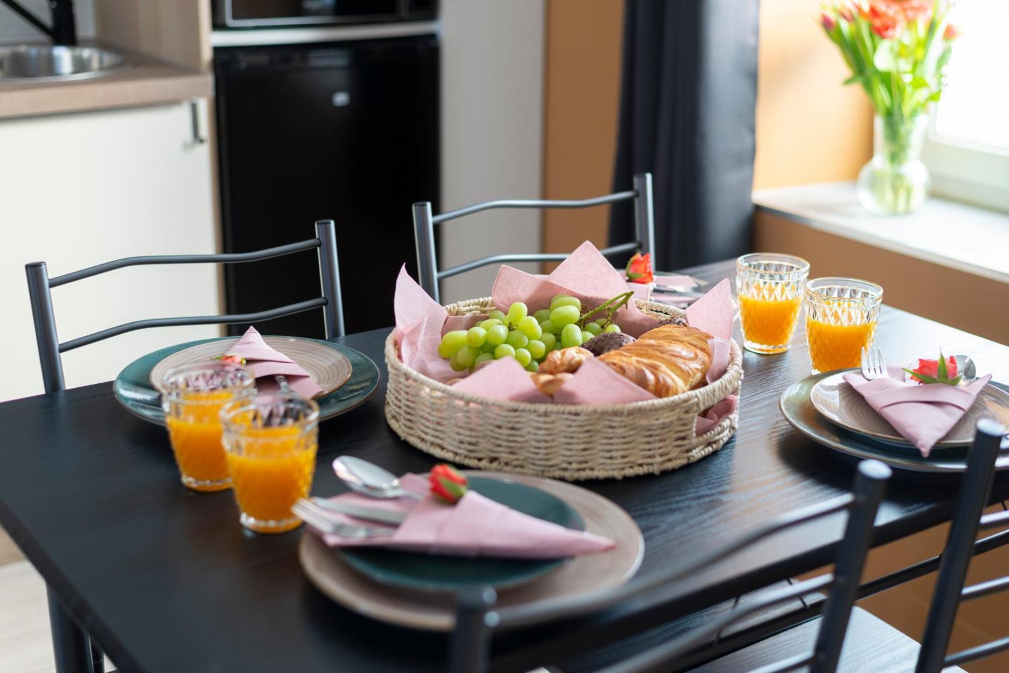 Jungle - Magnifique Appartement Avec Parking Prive - Paris-Disney & Cdg A 25 Minutes Pomponne Dış mekan fotoğraf