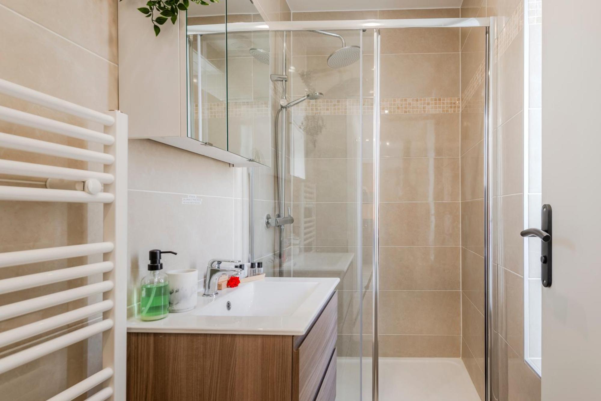 Jungle - Magnifique Appartement Avec Parking Prive - Paris-Disney & Cdg A 25 Minutes Pomponne Dış mekan fotoğraf
